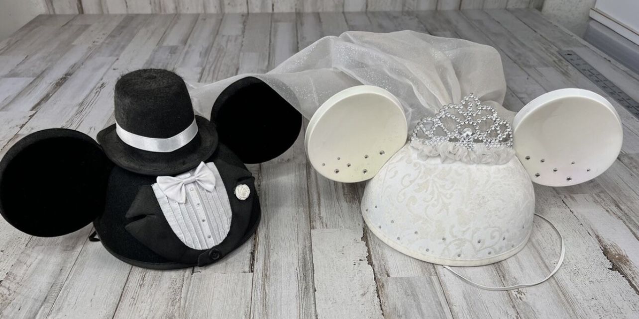 Disney Parks Mickey & Minnie Mouse Wedding Groom and Bride Ears Hat Set Tuxedo