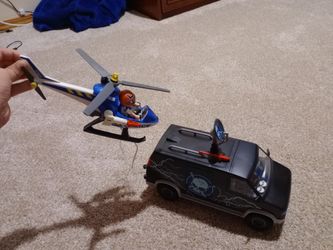 Playmobil City Action Helicopter Pursuit with Runaway Van