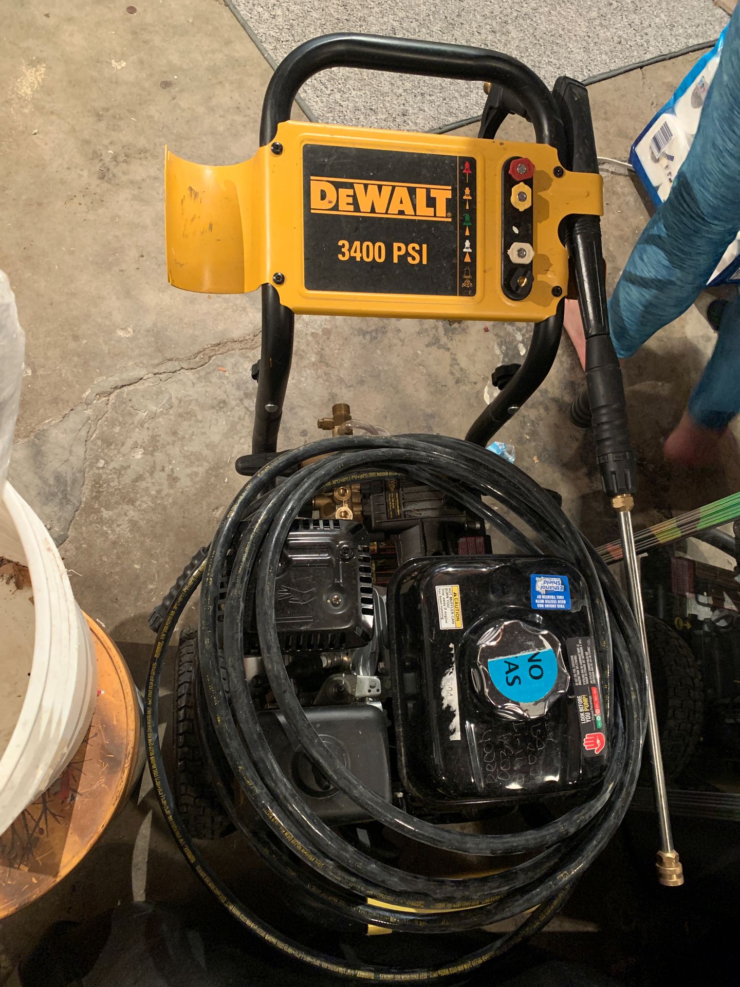 Dewalt pressure washer