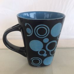 Two-tone black and turquoise squared off mug
