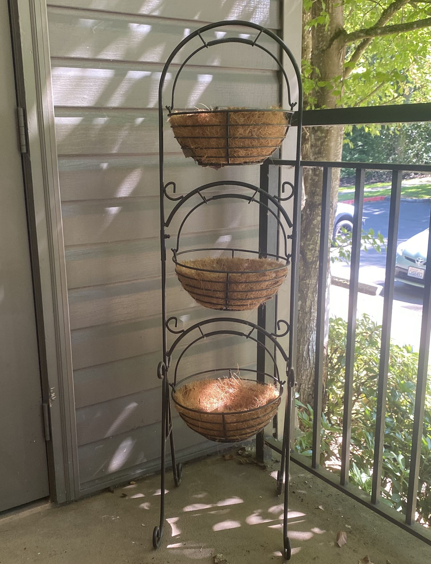 3-Tiered Baskets /Planter