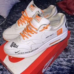 Nike Air Max 1 SE