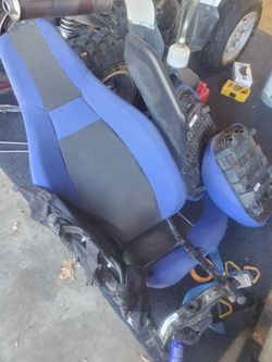 2016 yxz1000r seats