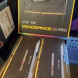 Corsair Vengeance RGB Pro 32GB (2x16GB) DDR4 3600C18