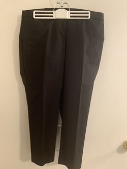 NWOT Jones New York Size 12P Black Capris