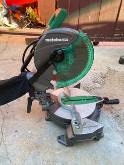 Metabo miter saw 10” de 15 amp