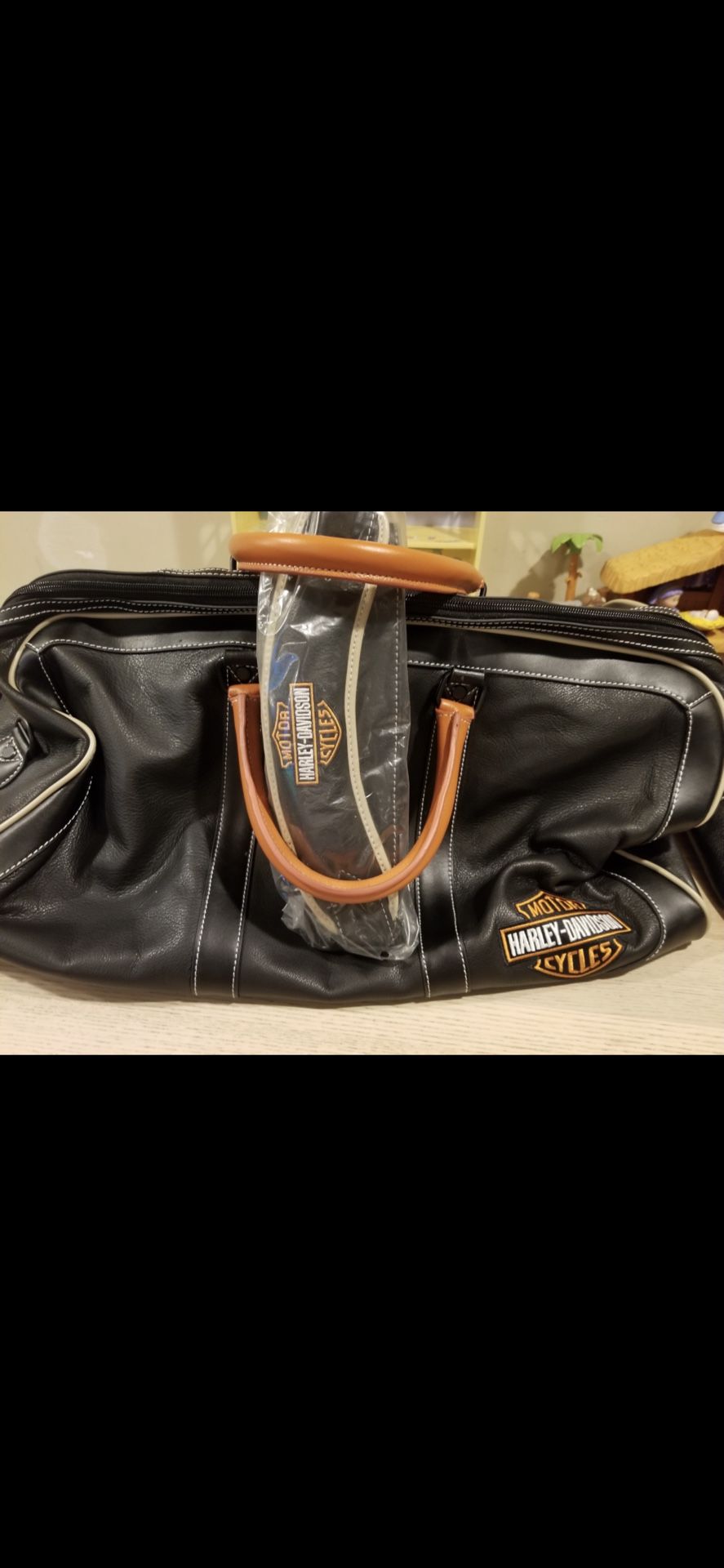 Vintage (New/Never used) 2006 Edition Harley Davidson Leather