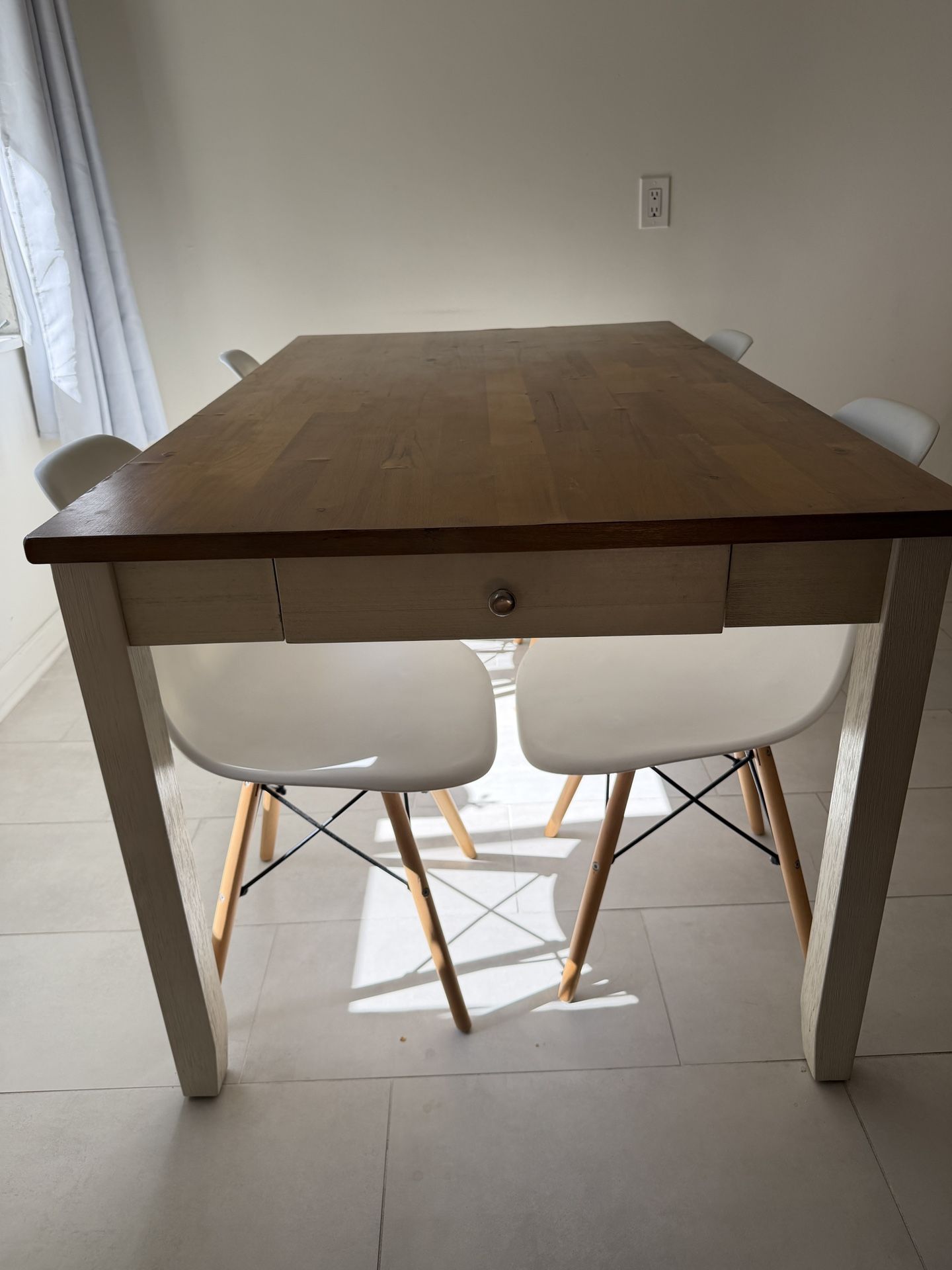 Dining Table With Chairs For Sale
