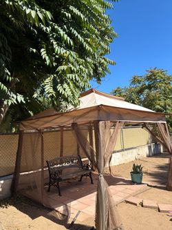 Gazebo great condition