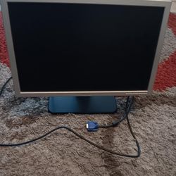 Dell Monitors in good condition,  both works well...