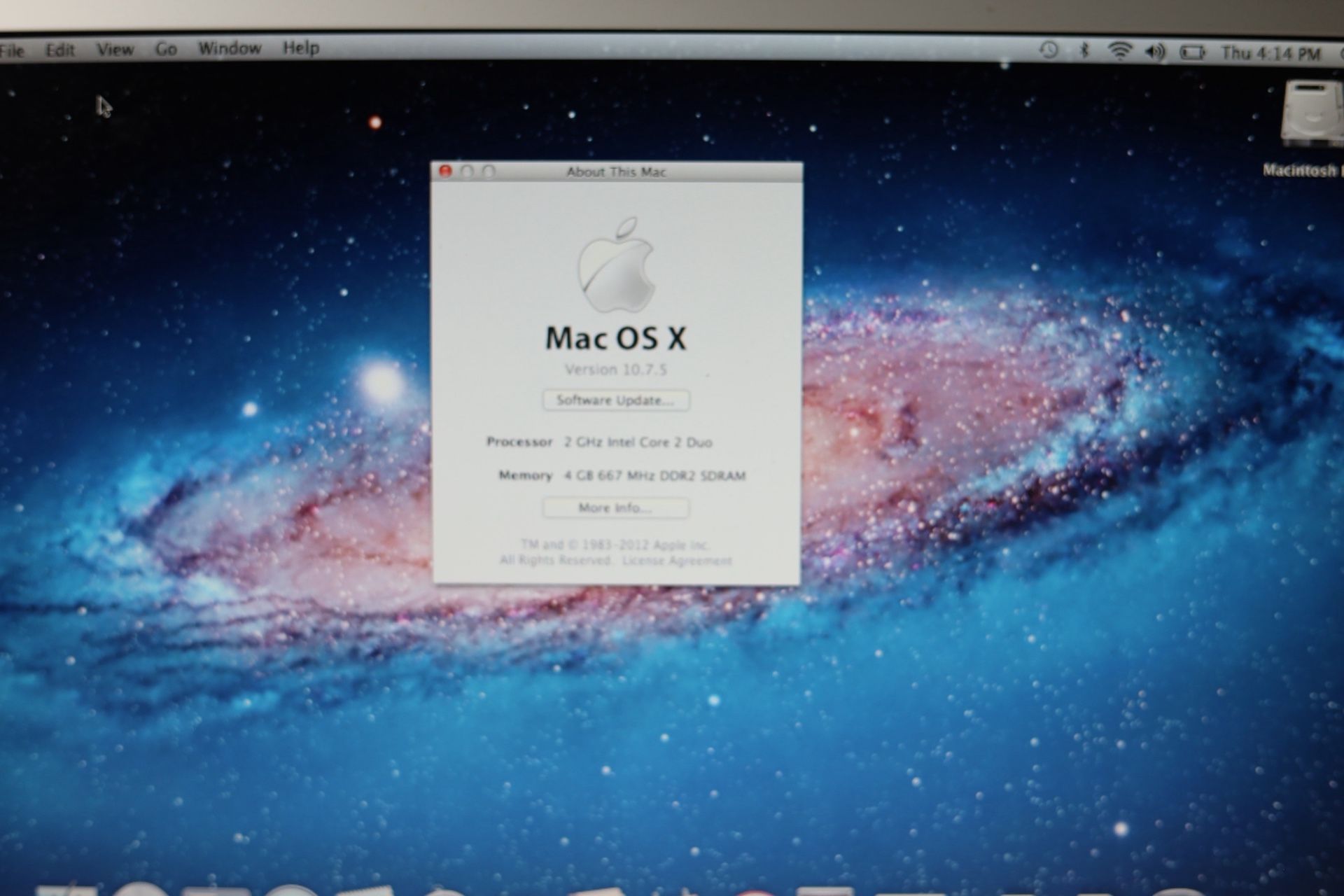 Macbook 2,1 Laptop With 60 W Magsafe Power Supply