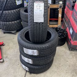 215/55/17 Espesial de 4 llantas montadas  y balansiadas 4 tires mounted  and balanced Arisun aggessor 215-55-17 $300 warranty 65,000 millasj