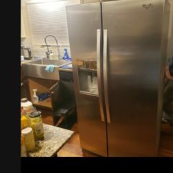 Whirlpool Fridge 