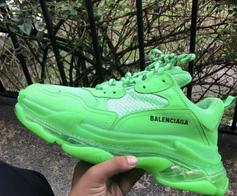 Balenciaga triple S