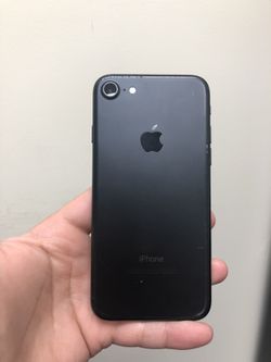 iPhone 7 32GB Factory Unlocked