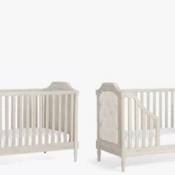 Blythe Pottery Barn Crib W/Conversion Kit & Mattress