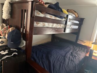 Heavy-Duty Solid Wood Bunk Bed – Built to Last (Disassembled and Ready to Go)