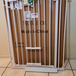 Baby Gate White 40 " Tall up to 36 " wide with pet door $45.00 or Best Offer