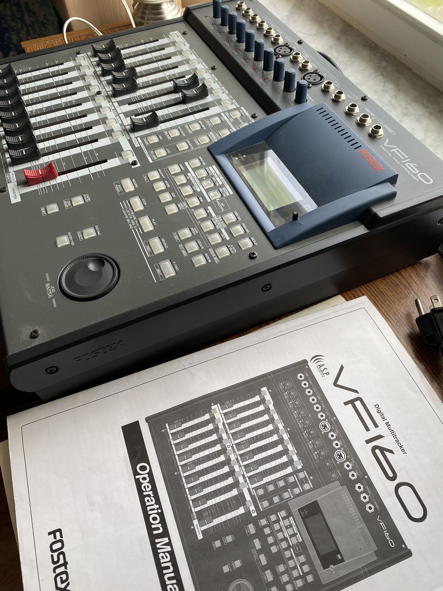 Recorder, Disc Burner - Foster VF 160 16 TRK digital Multitracker