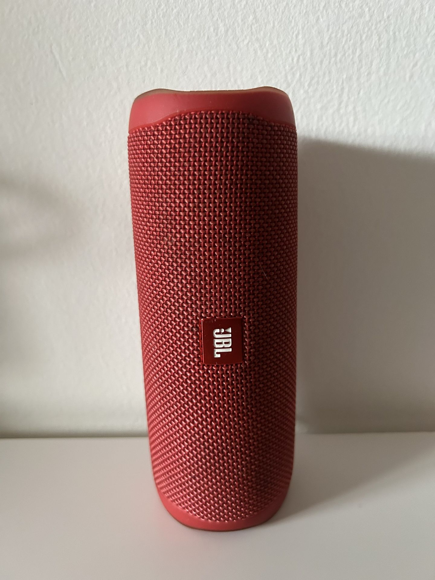 JBL Flip 5 Speaker