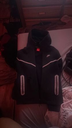 Nike tech