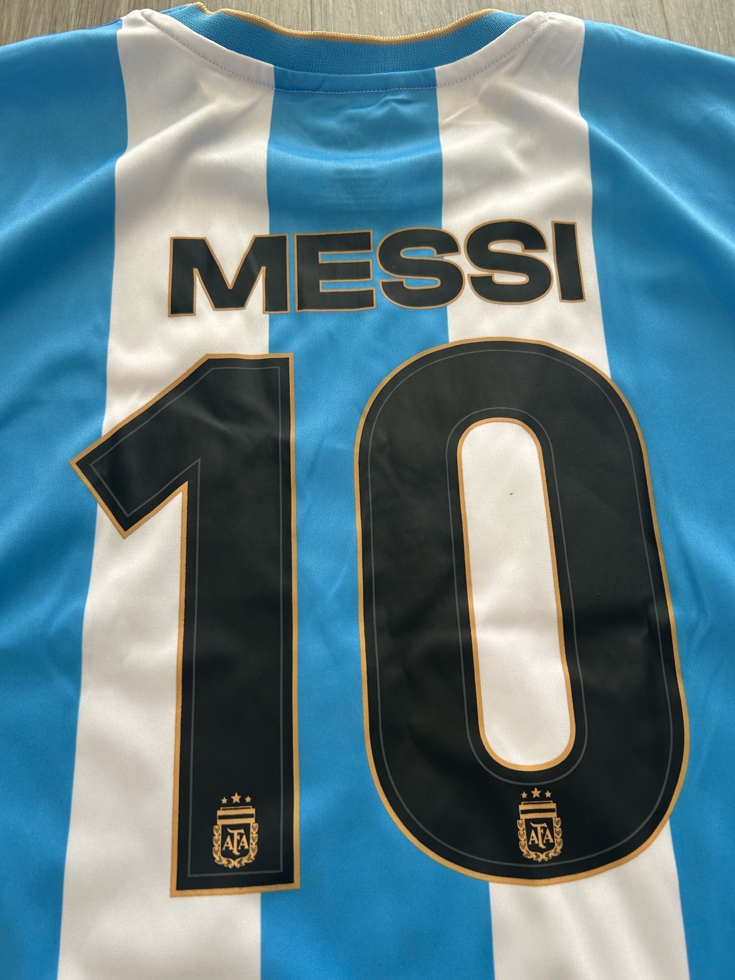 Messi jersey size XL