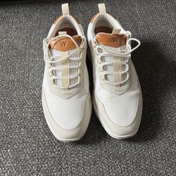 Wolf & Shepherd Crossover Victory: Mens Size 10.5