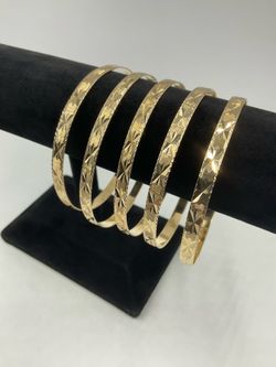 14KT YELLOW GOLD 8.25” LADIES FASHION 5 BANGLE SET 4.8MM 37.0GR