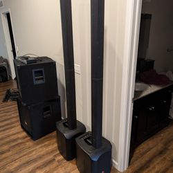 Pair of Harbinger MLS900