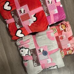 Hello Kitty Twin Valentine Blankets 