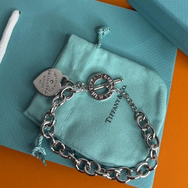 tiffany & co Necklaces