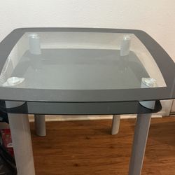 Modern Glass Dining Table – 47” x 47”