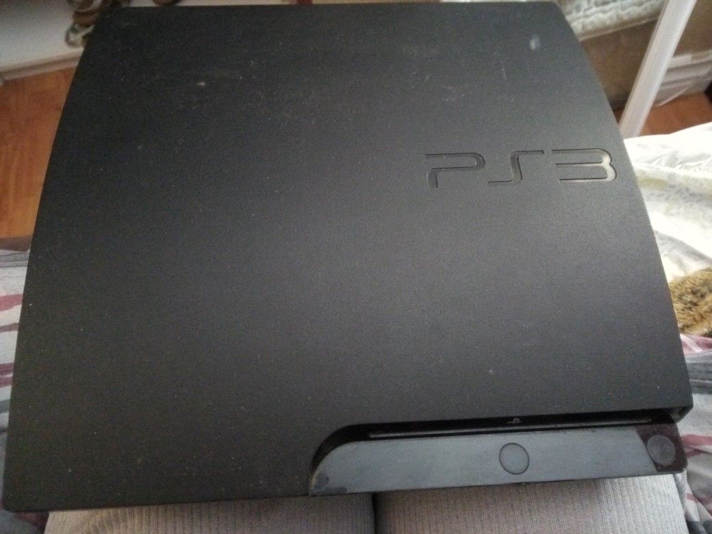 Play Station 3 With Two Controllers
