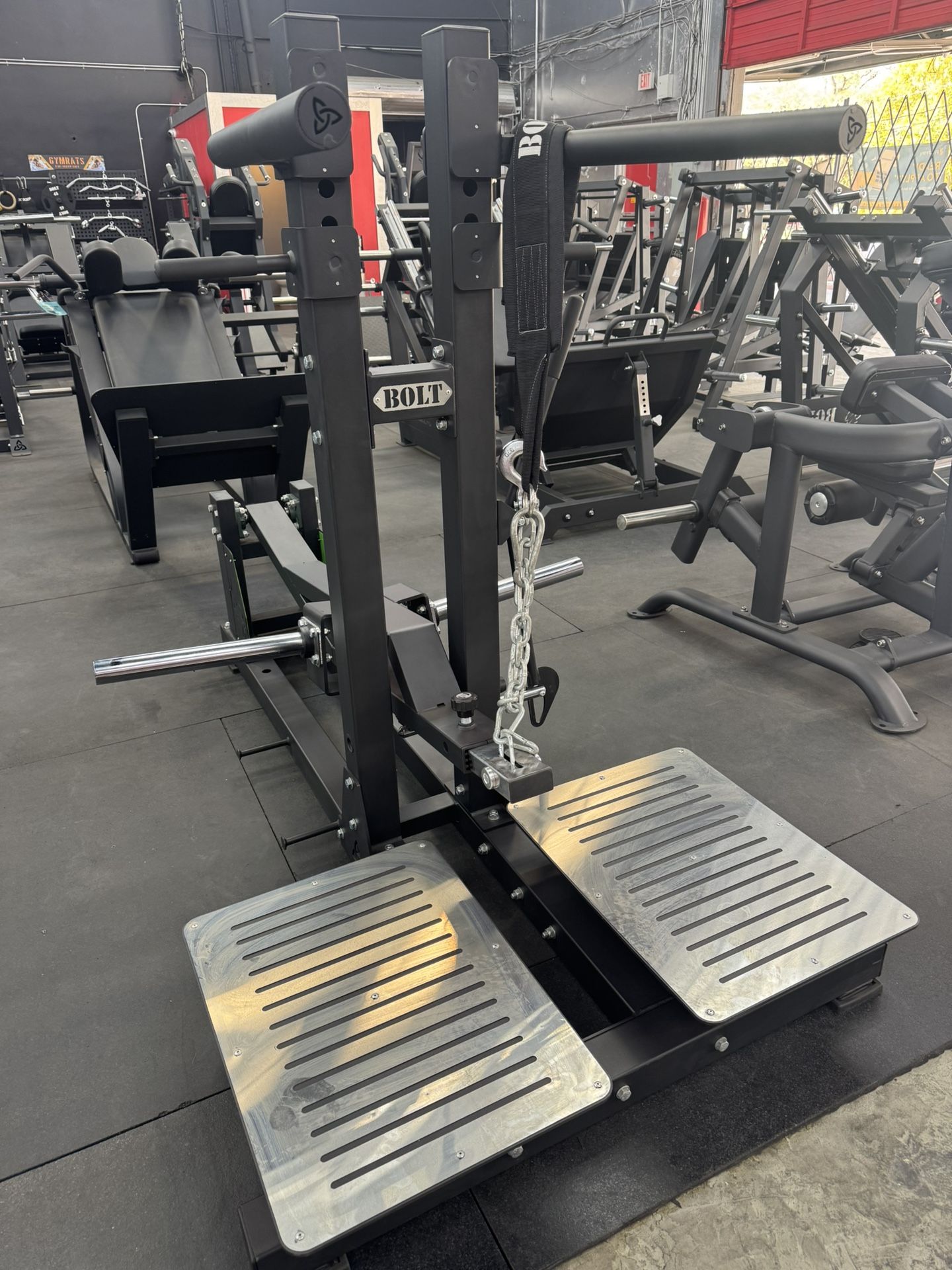 Tomahawk Plate Loaded Belt Squat
