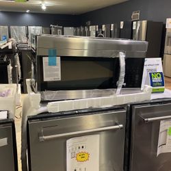 New Stainless Steel Microwave Over The Range‼️‼️