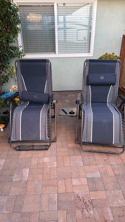 Gravity chairs