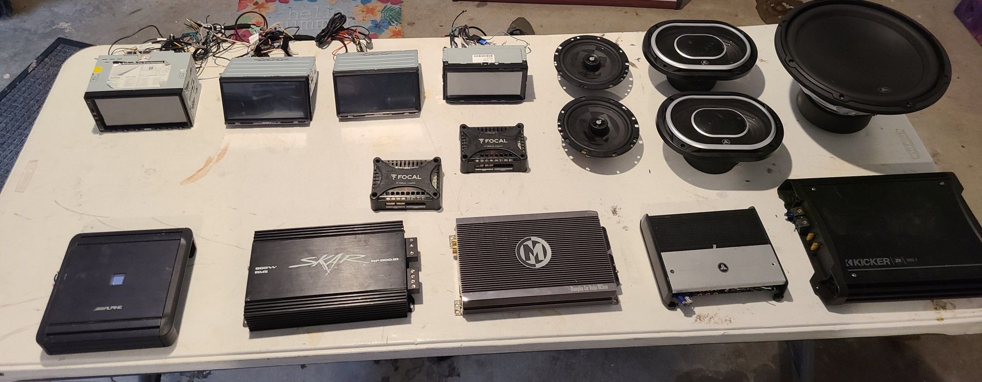 Car Stereo and Amplifiers for Sale & Installation