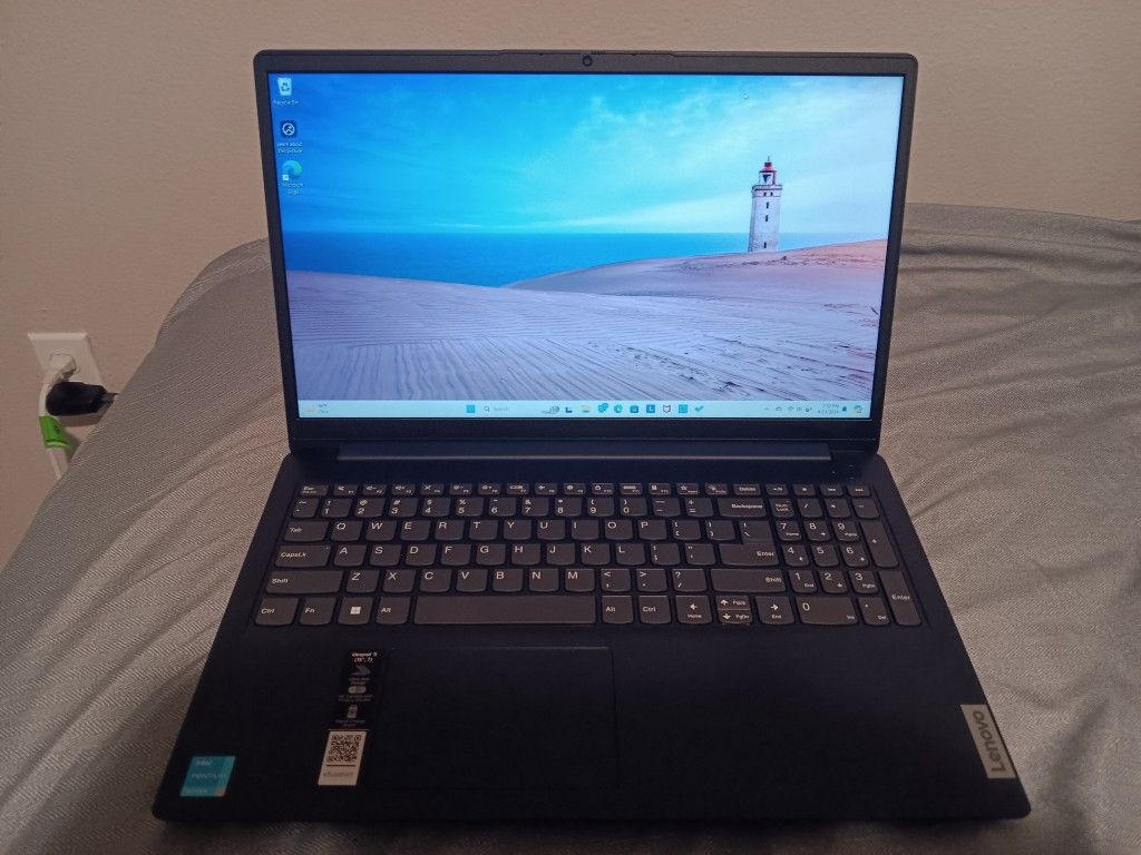 Lenovo IdeaPad 1i  Laptop