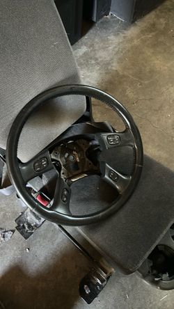 GMC sierra 2003 center console and steering wheel