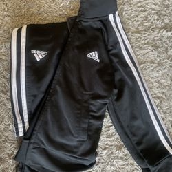 4T ADIDAS KIDS OUTFIT 