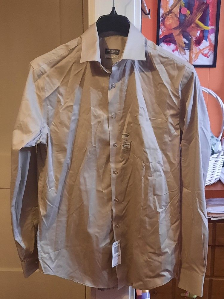 Van Heusen Ultra Wrinkle Free Flex Stretch Regular Fit Taupe Long Sleeve Dress Shirt w/ pocket size Medium 15-15.5 Neck 34/35 Sleeve Length