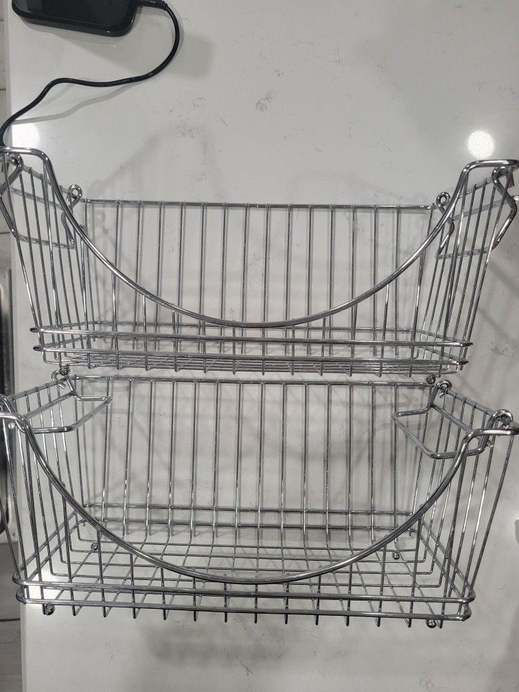 Potatoes/onions storage baskets