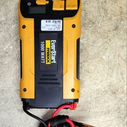 Everstart Power Inverter Used