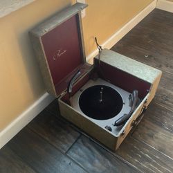 Record Player Vintage Phonola 