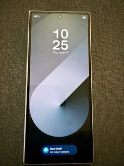 Samsung Galaxy Z Fold 6 – 256GB (Unlocked) – Mint Condition – $650 Firm