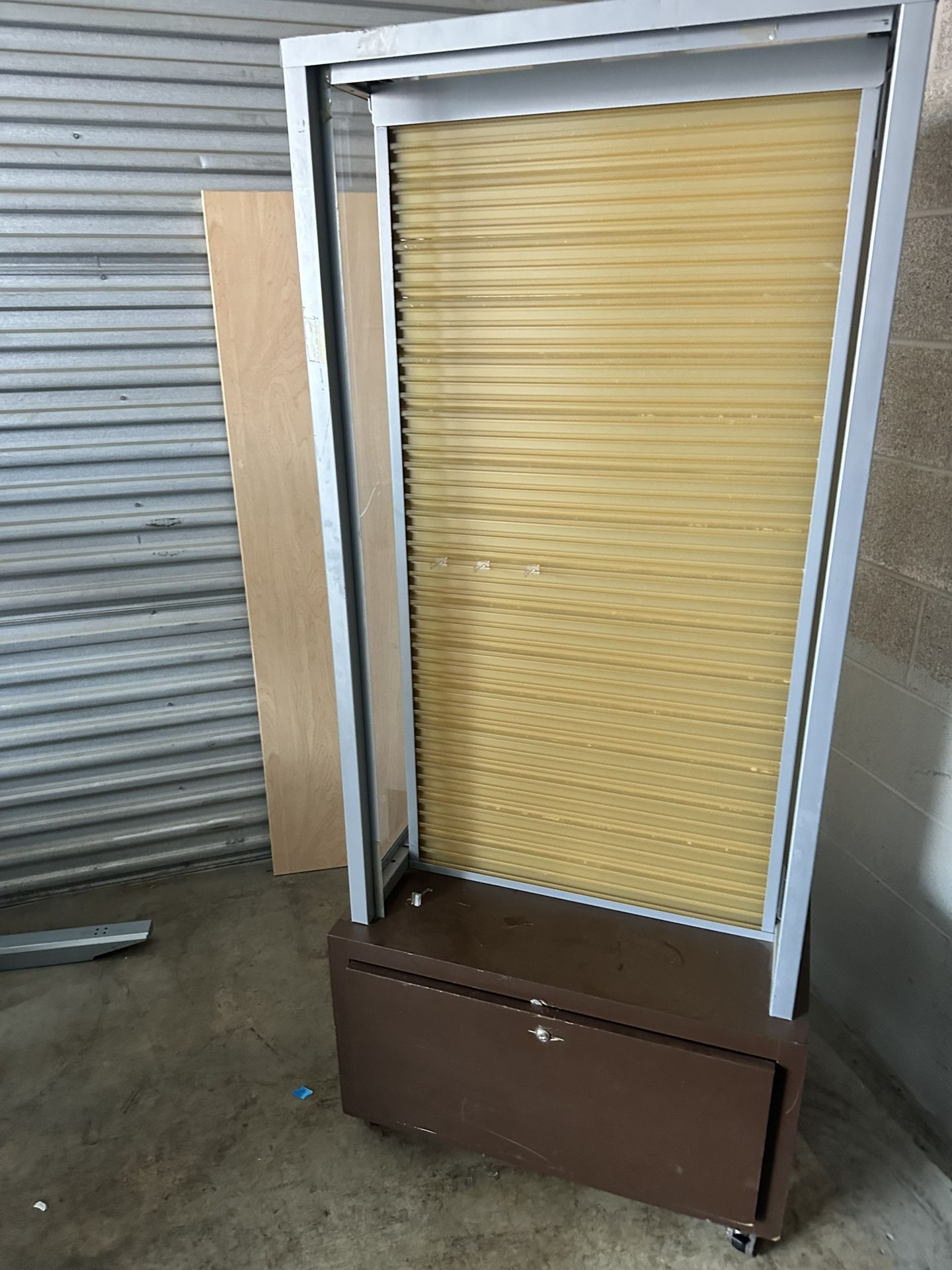 Industry jewlery Display