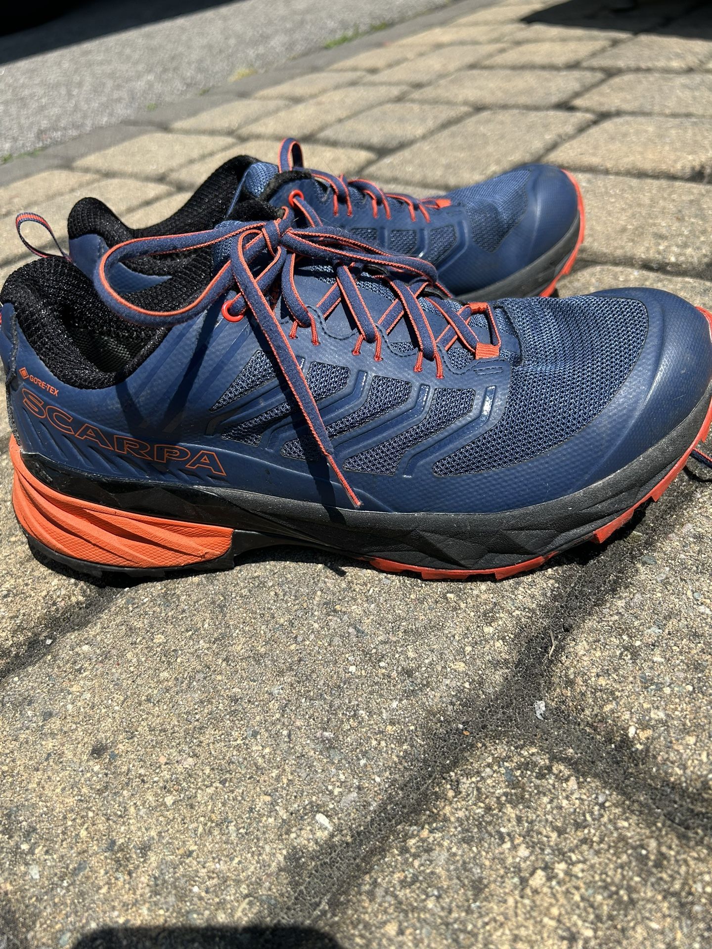 Trail Running Shoes