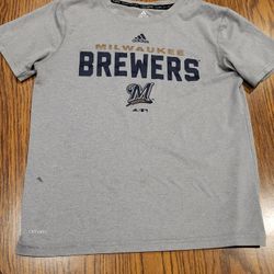 Boys med Adidas Milwaukee Brewers gray tee Lot 24