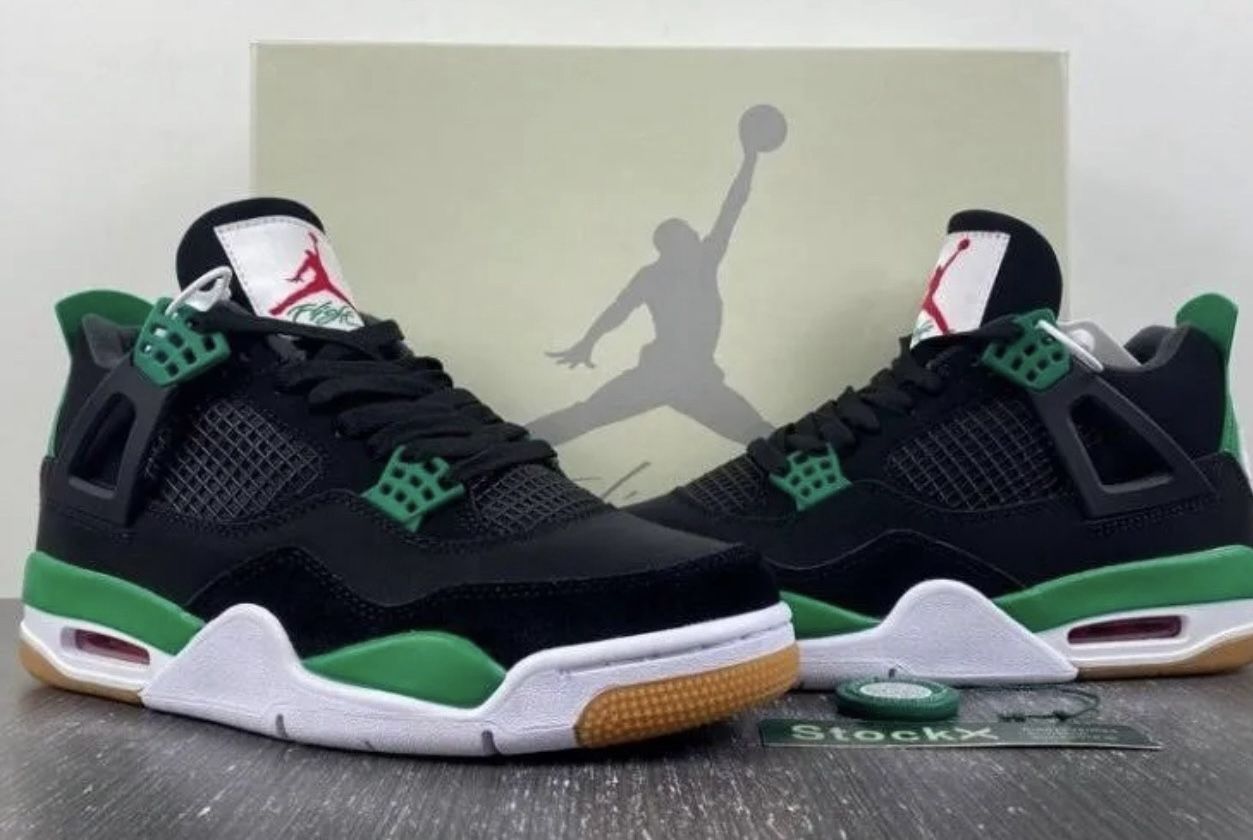 Air Jordan 4 Retro