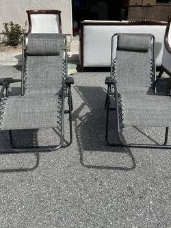 Gravity chairs